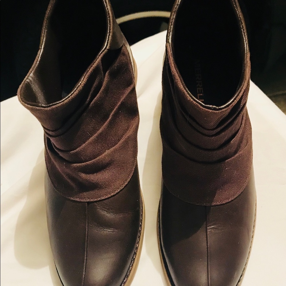 Ankle boots